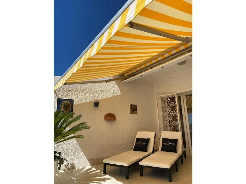 Casacarl Comfortable Holiday Residence Roses Vakantiehuis